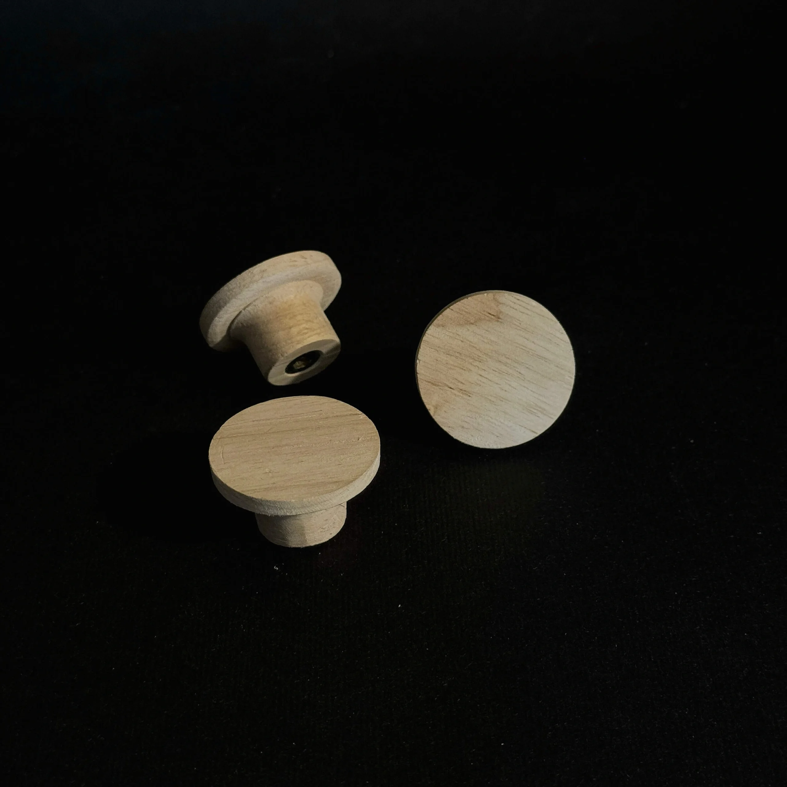 دستگیره کرد دکمه ای چوبی 115